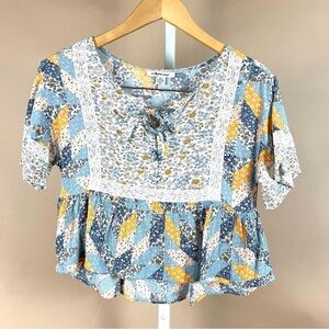 American Eagle Size XXS Cottagecore Patchwork Boho Crop Top Flowy Crochet